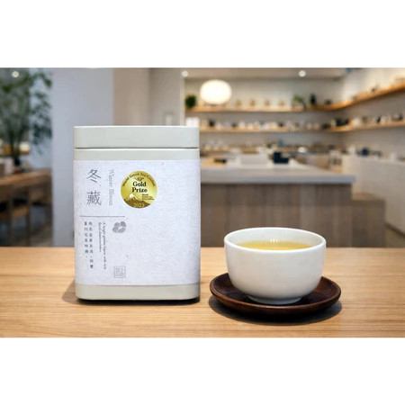 冬藏-花香烏龍。限量。曾獲日本世界綠茶大賽金賞及最高金賞獎。